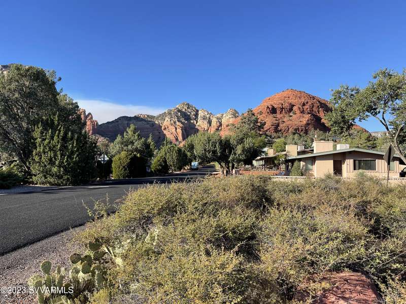 10 Lipton Dr, Sedona, AZ 86336