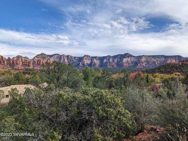 Sedona, AZ 86336,302 Oak Ridge LN Lane