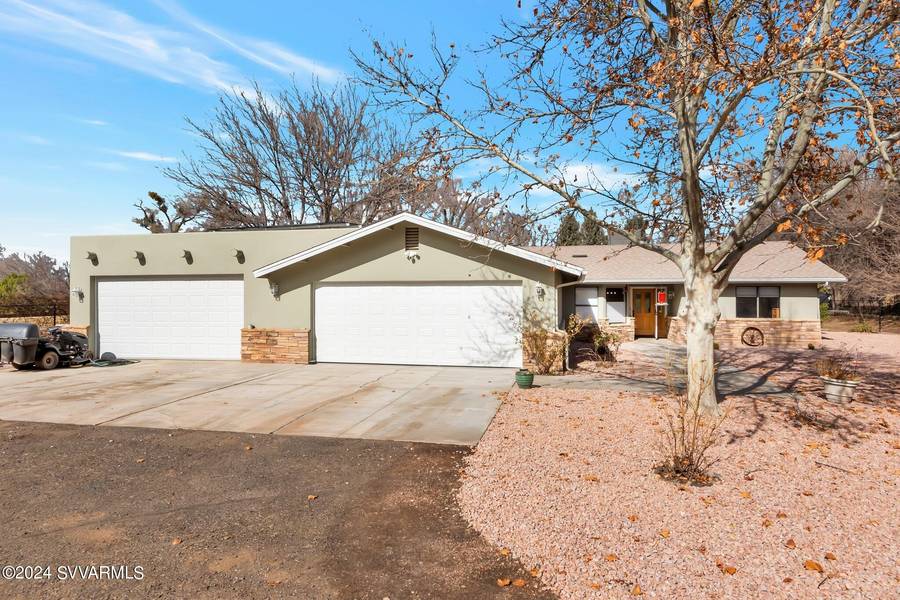 990 Alvey LN Lane, Cornville, AZ 86325