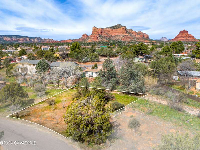 65 Juniper St St, Sedona, AZ 86351