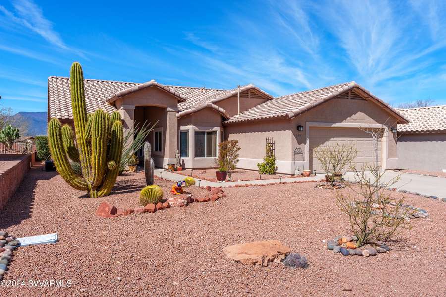 880 S Desert Sunset DR Drive, Cornville, AZ 86325