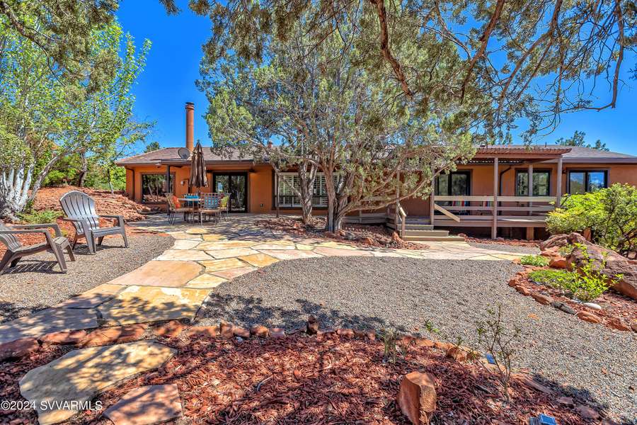 15 Last Wagon DR Drive, Sedona, AZ 86336