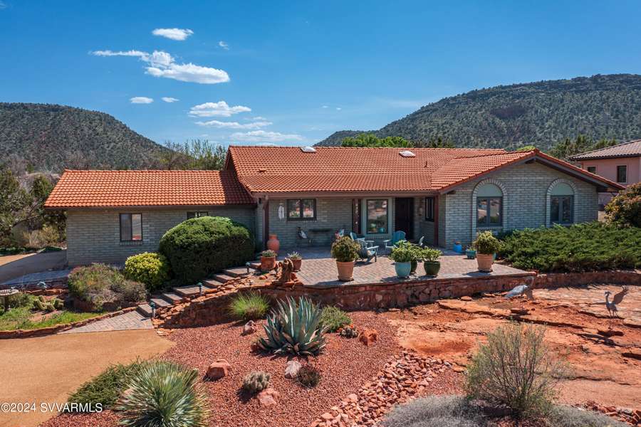 255 Deer Pass DR Drive, Sedona, AZ 86351