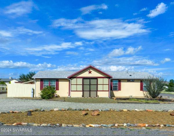 20371 E Sierra DR Drive, Mayer, AZ 86333