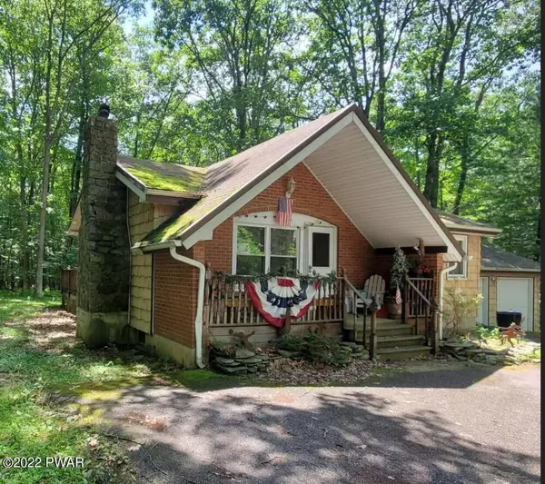 131 White Pine TRL, East Stroudsburg, PA 18301