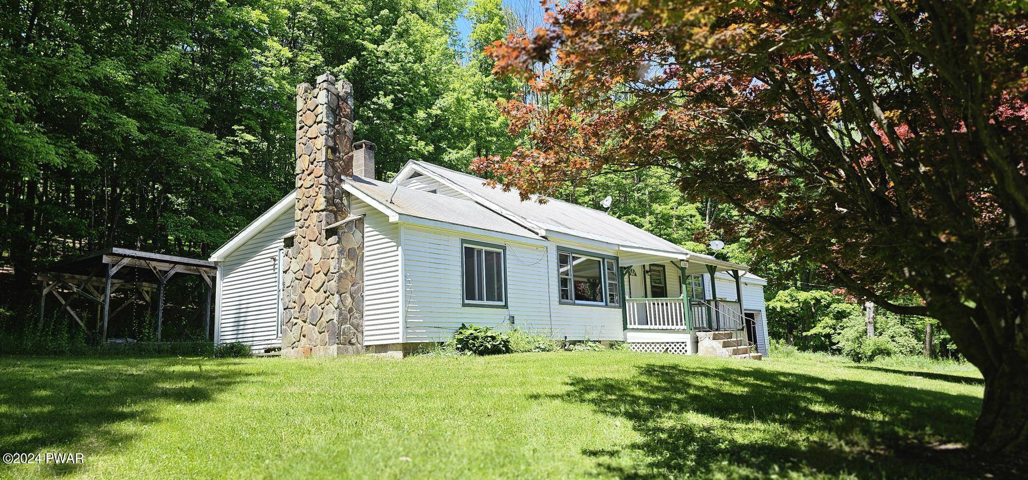 3307 Creamton DR, Preston Park, PA 18455