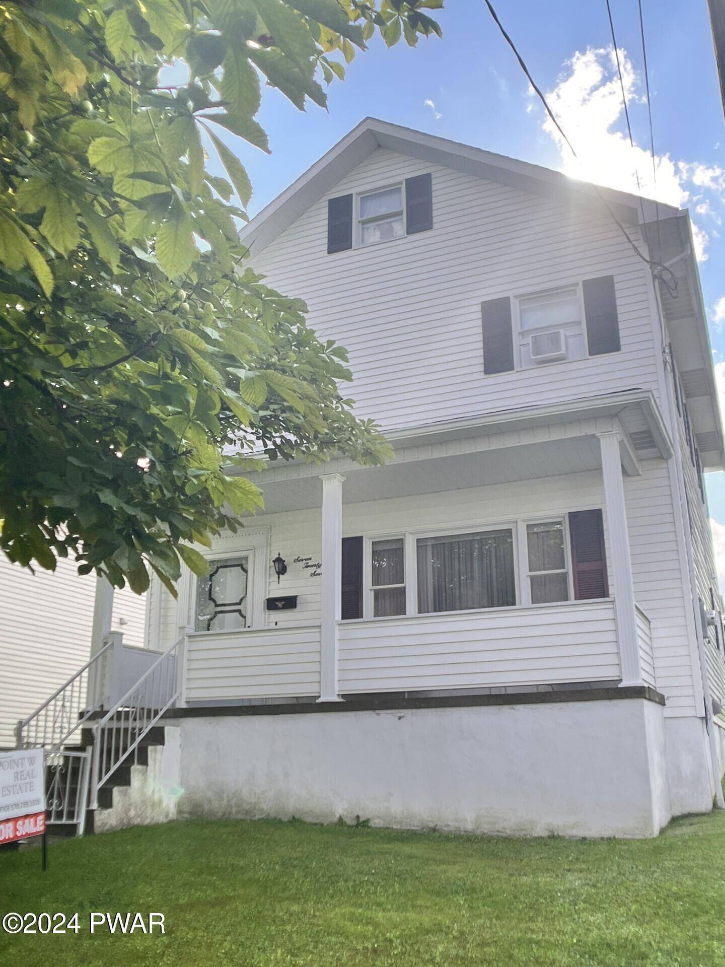 727 Susquehanna Street ST, Forest City, PA 18421