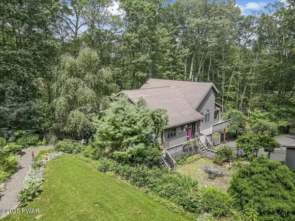 Lakeville, PA 18438,141 Cove Point CIR