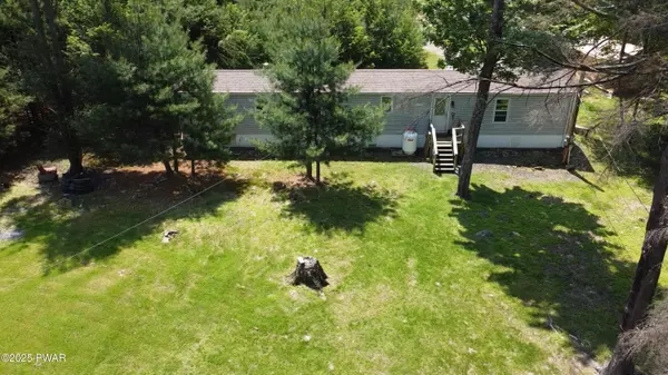 171 Crane RD, Lakeville, PA 18438