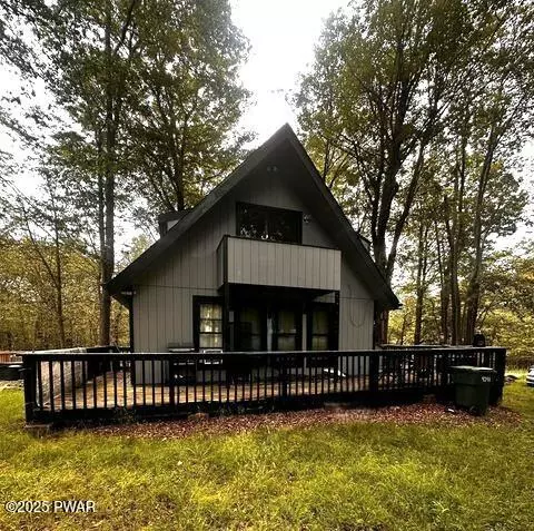 1031 Knollwood DR, Tobyhanna, PA 18466