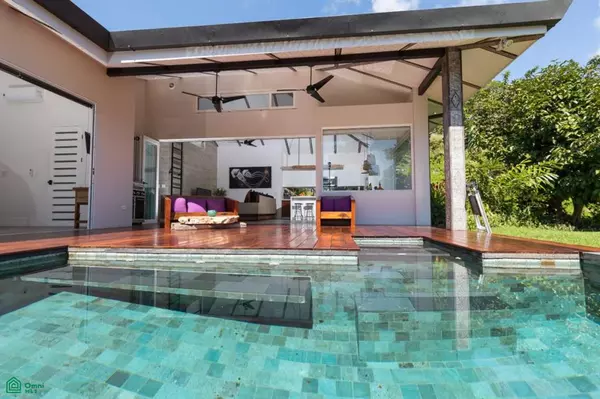 60504,Villa Escaleras