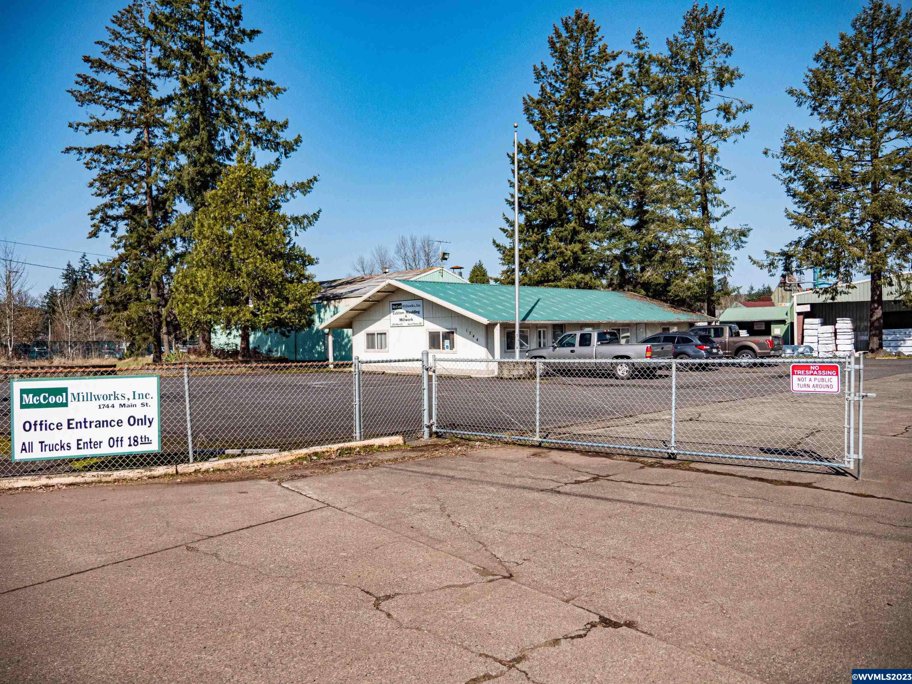 Sweet Home, OR 97386,1744 Main St
