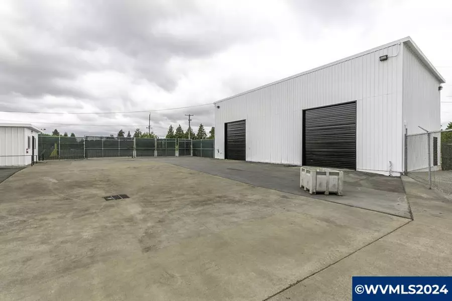 3620 Mainline (&1625 Candlewood) Dr NE NE, Salem, OR 97301