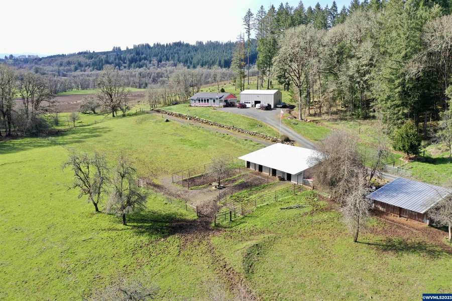 39483 Kingston Jordan Rd, Scio, OR 97374