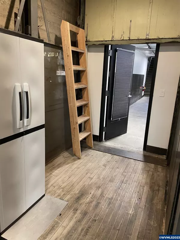 Salem, OR 97301,249 Liberty (B20) St NE NE