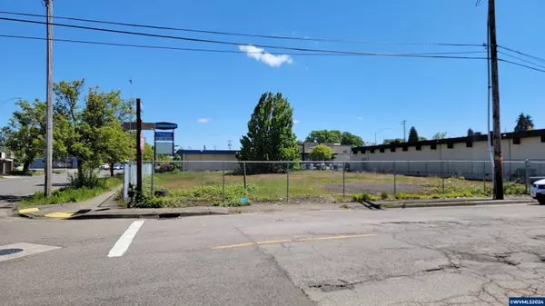 902 Pacific Av SE SE, Albany, OR 97321