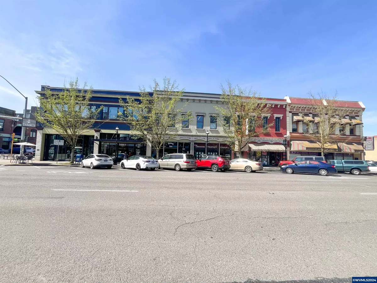 Salem, OR 97301,223 Commercial (160-C) St NE NE
