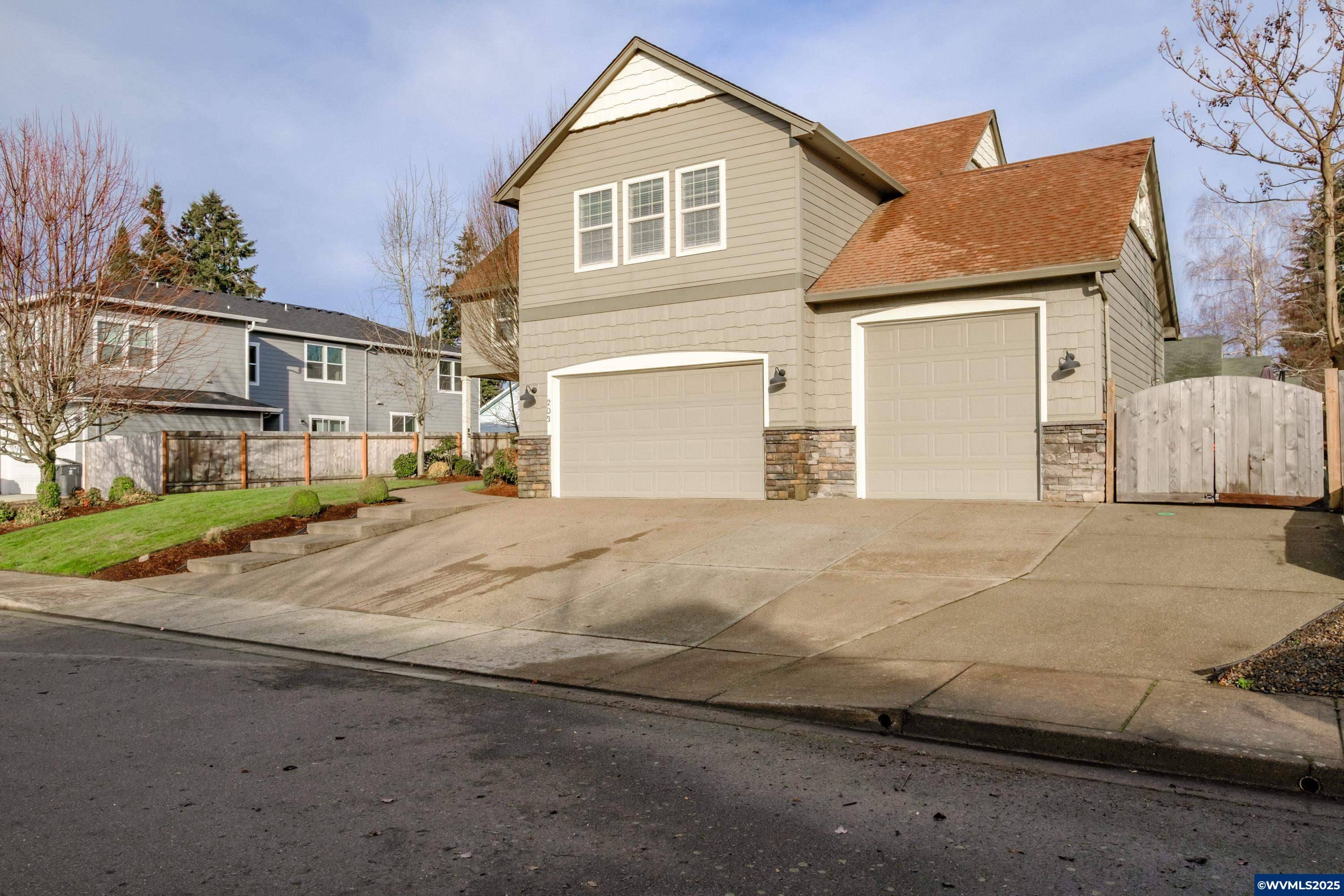 Sublimity, OR 97385,203 7th St