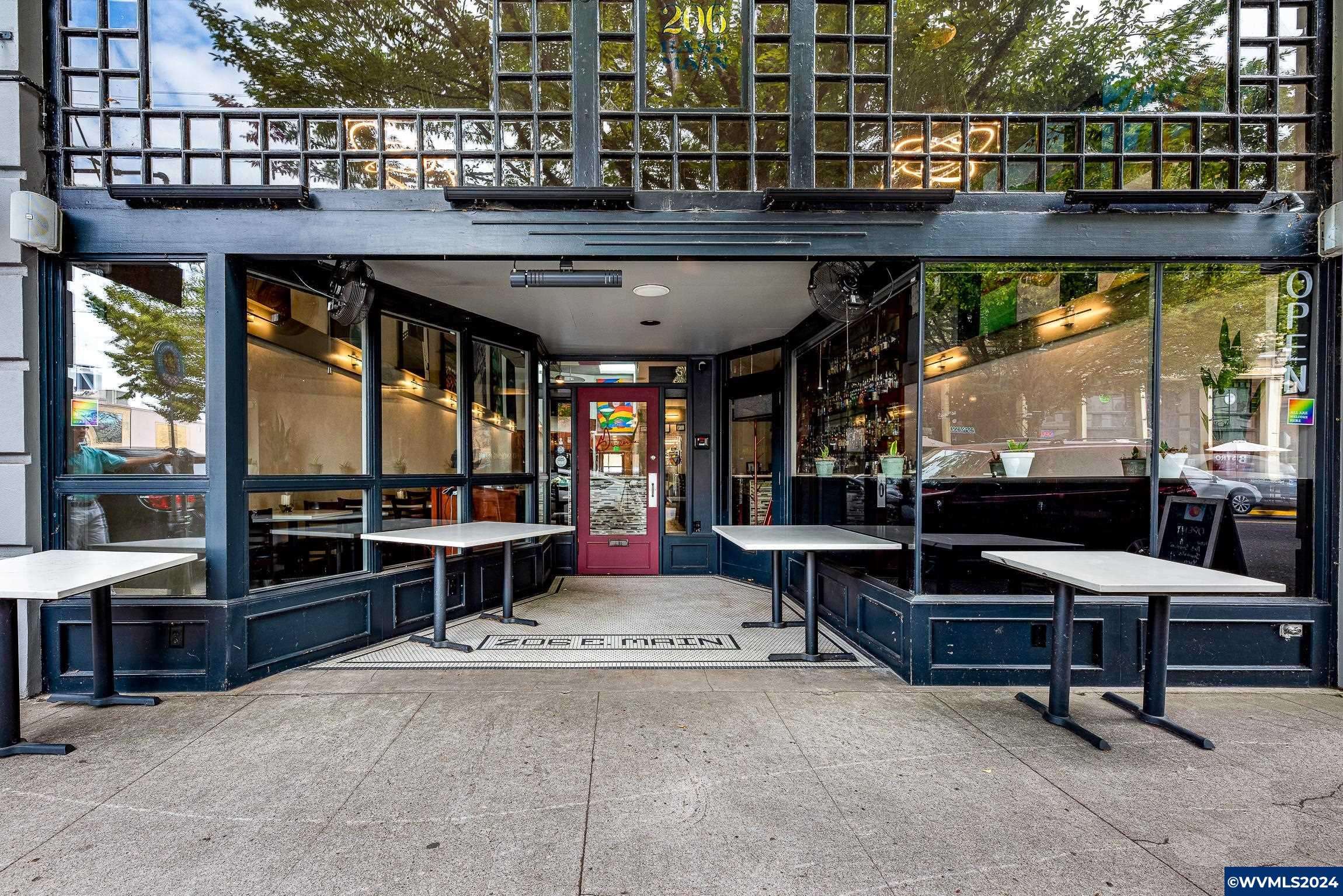 206 Main St, Silverton, OR 97381