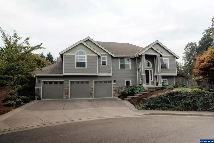 3328 Woodbine Pl, Philomath, OR 97370