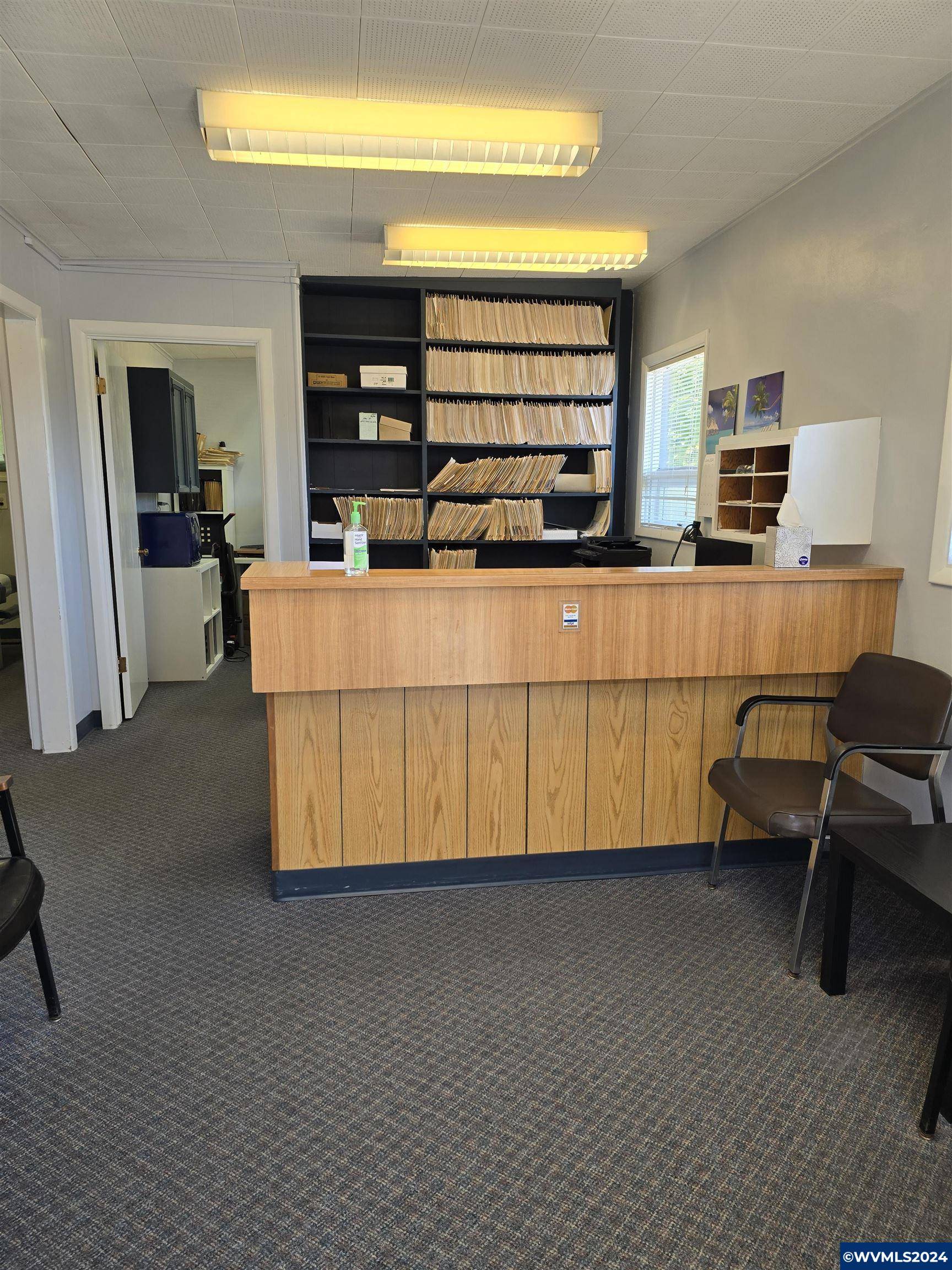 Albany, OR 97321-2632,905 Queen Av SW SW