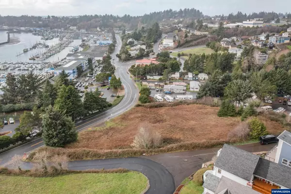 Newport, OR 97365,1005 Bay Bl