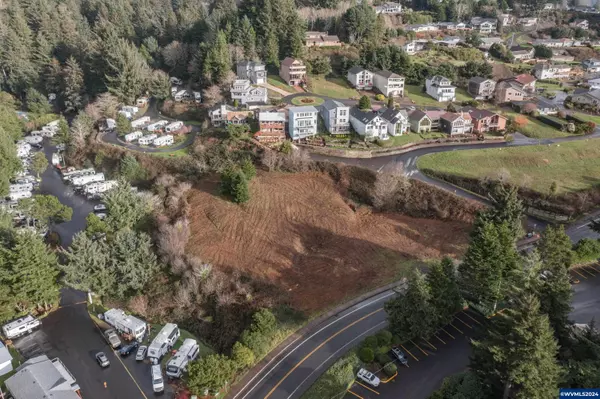 Newport, OR 97365,1005 Bay Bl