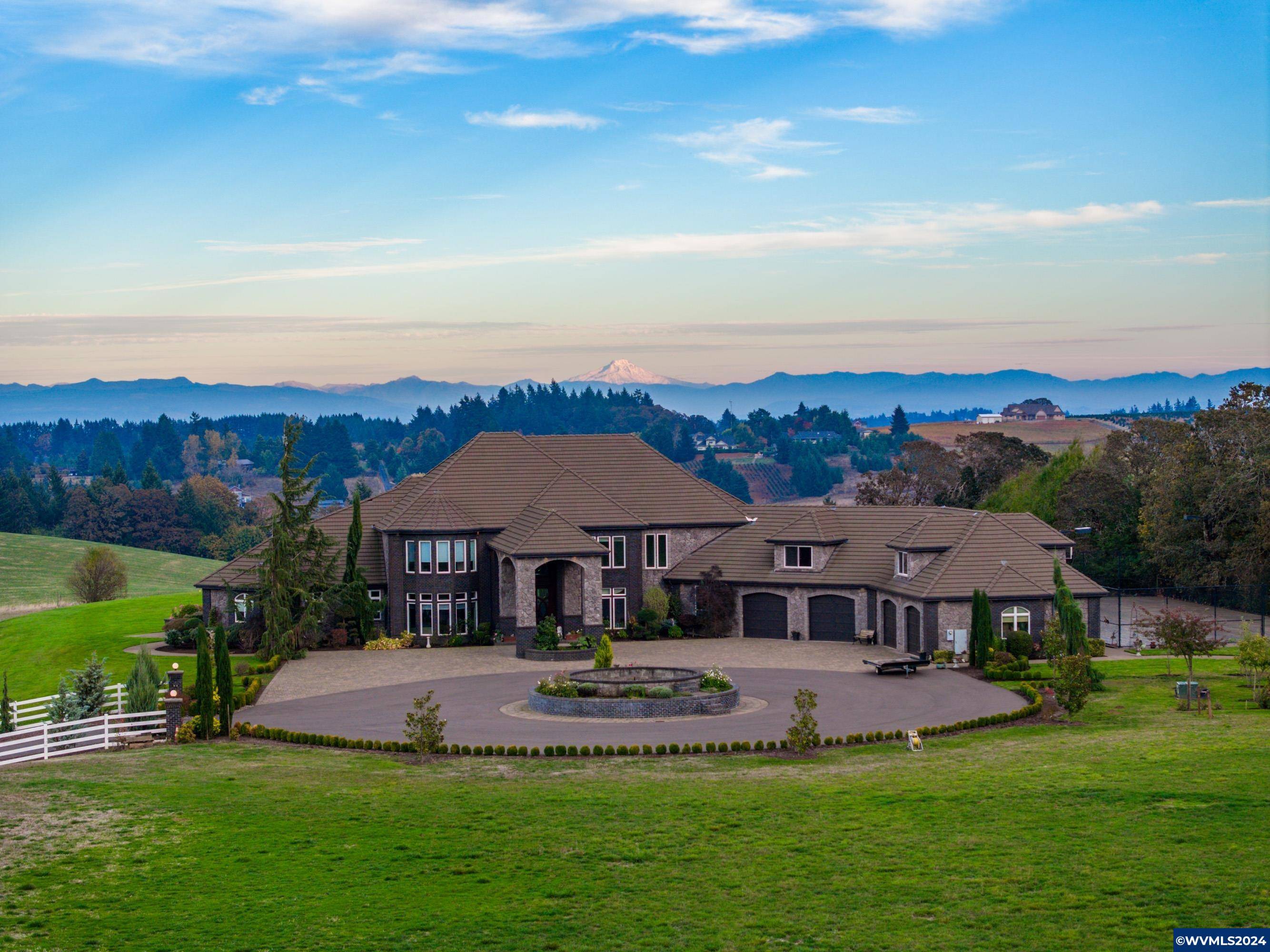 2554 Cole Rd S S, Salem, OR 97306