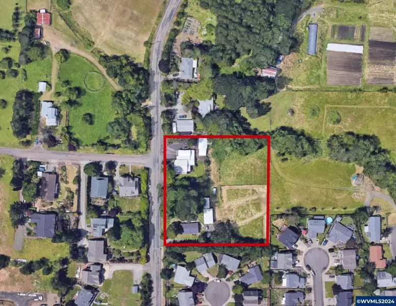 769 9th St, Philomath, OR 97370