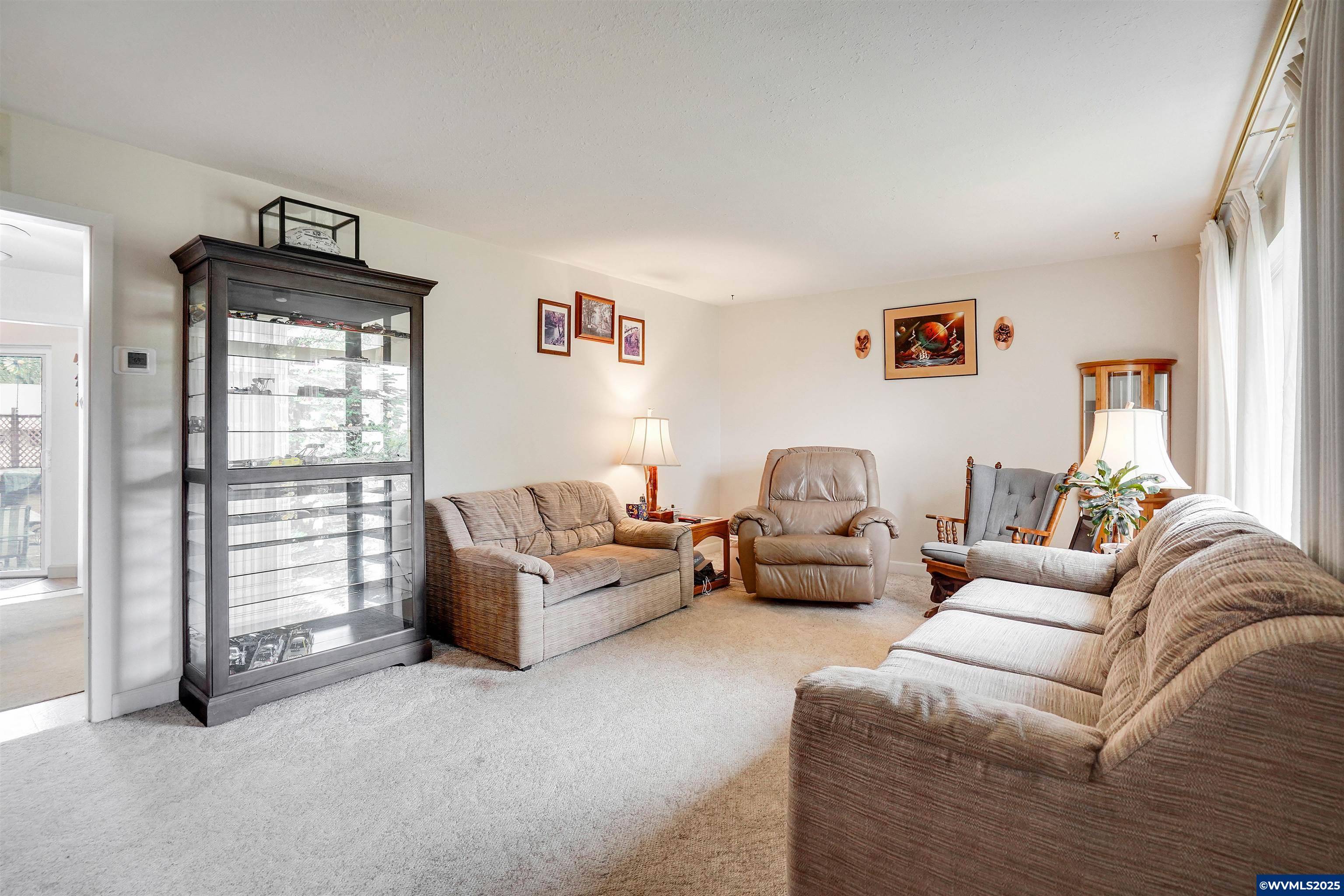 Salem, OR 97301,4837 Auburn Rd NE NE
