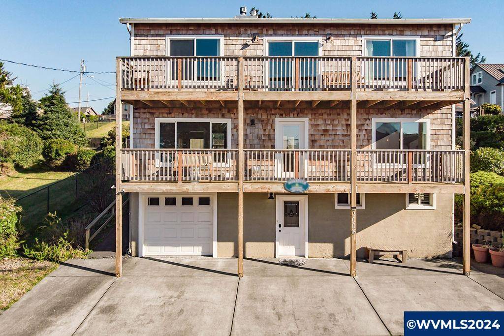 3116 Oar Dr, Lincoln City, OR 97367