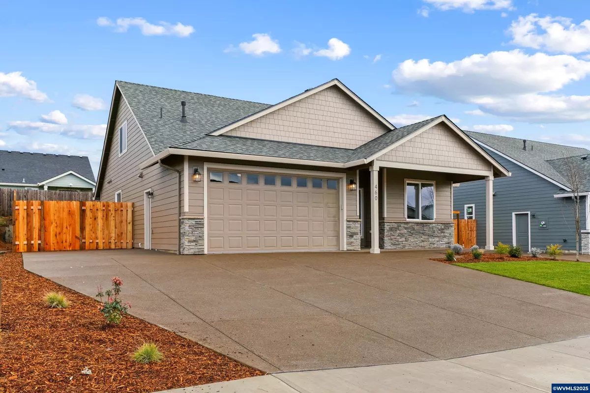 Sublimity, OR 97385,460 Cedar St