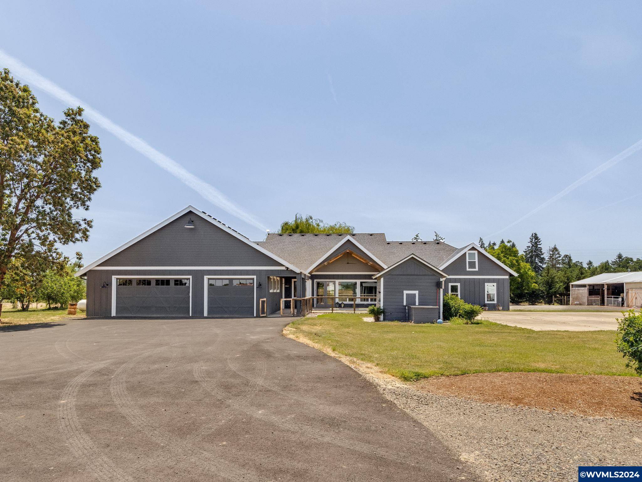 21625 Butteville Rd, Aurora, OR 97002