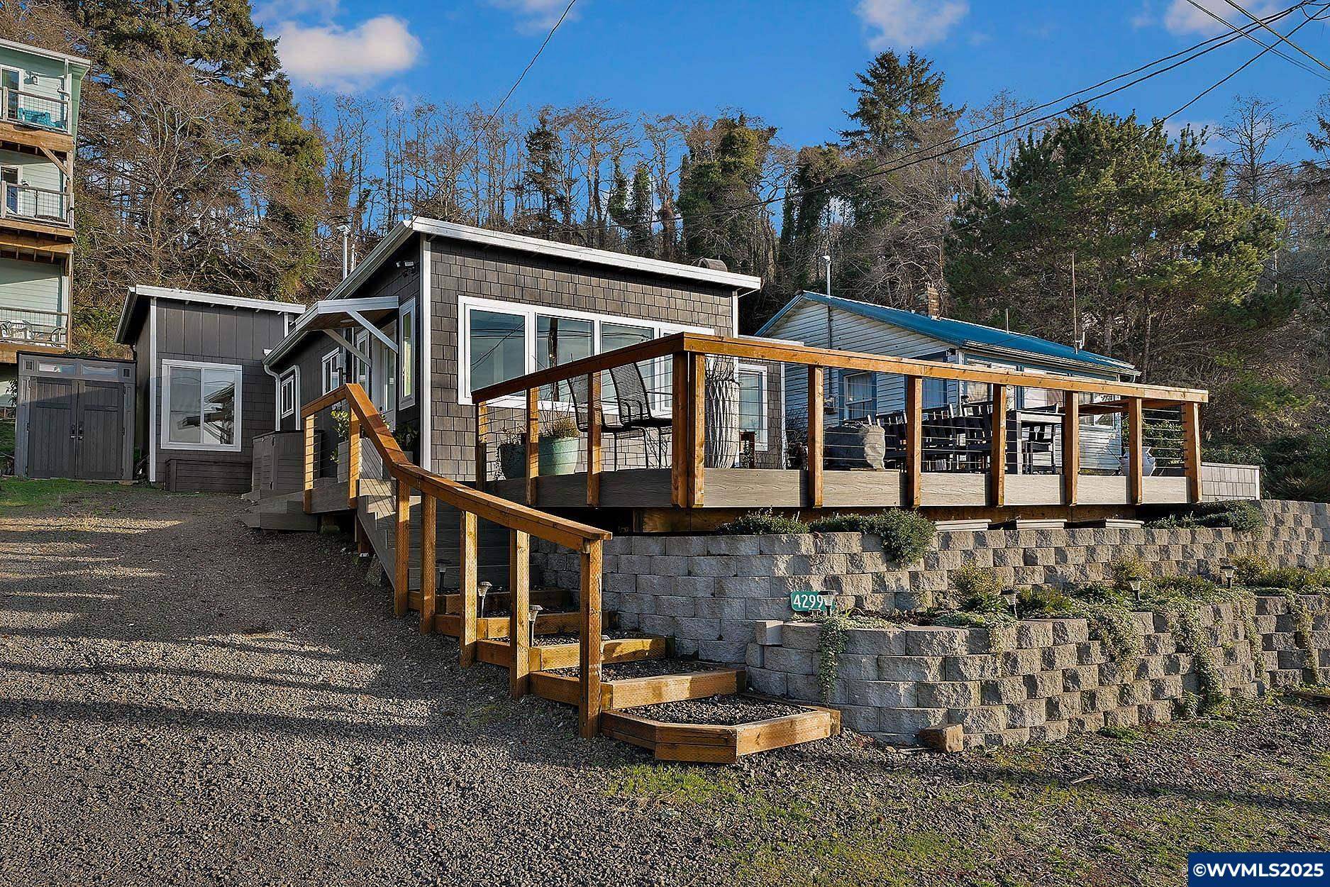 Cloverdale, OR 97112,42995 Pacific Dr