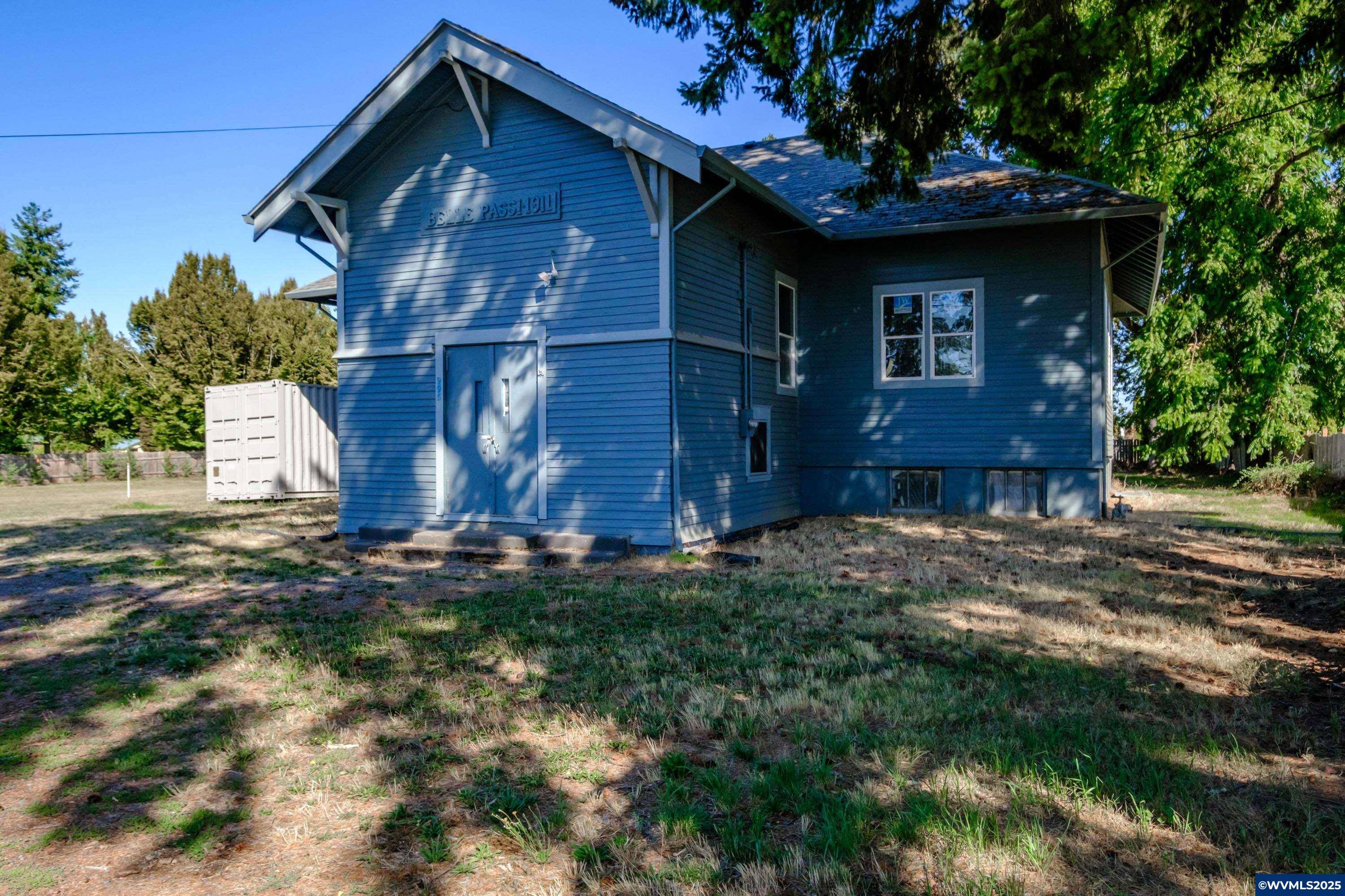 Woodburn, OR 97071,995 Belle Passi Rd NE NE