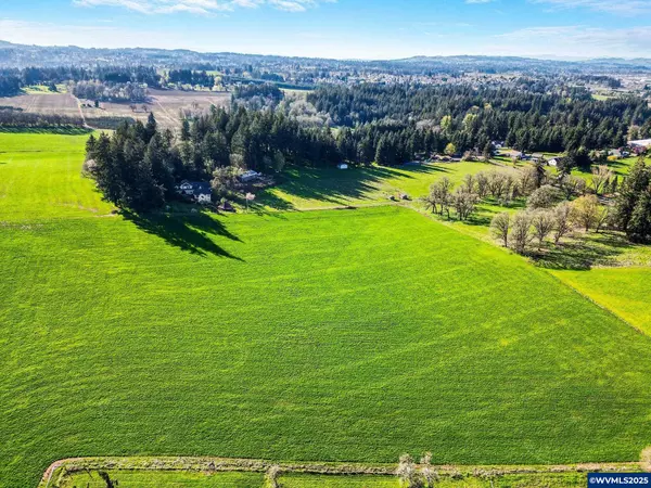 Salem, OR 97317,6221 Coates Dr SE SE