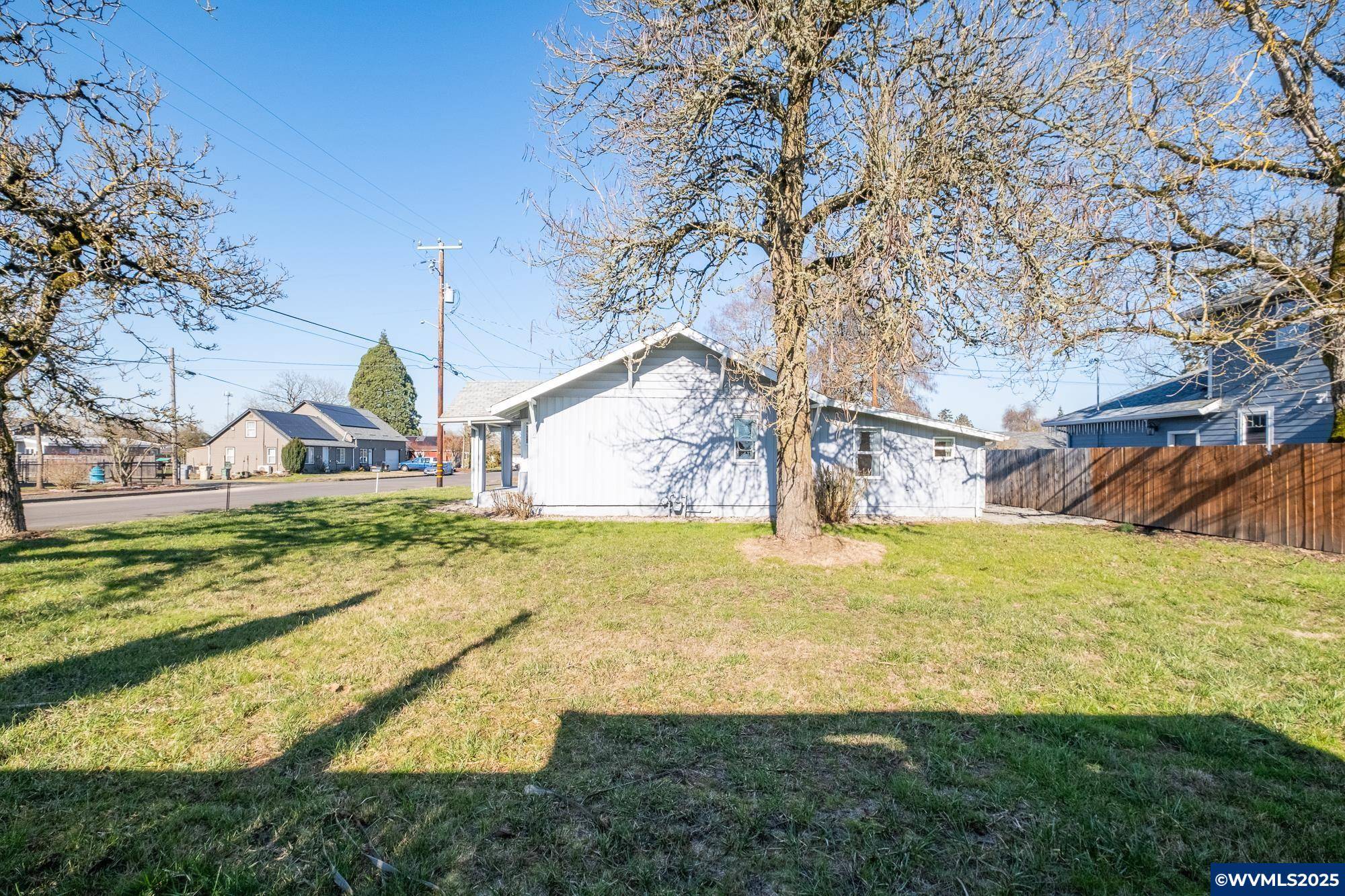 Albany, OR 97322,1605 Thurston St SE SE