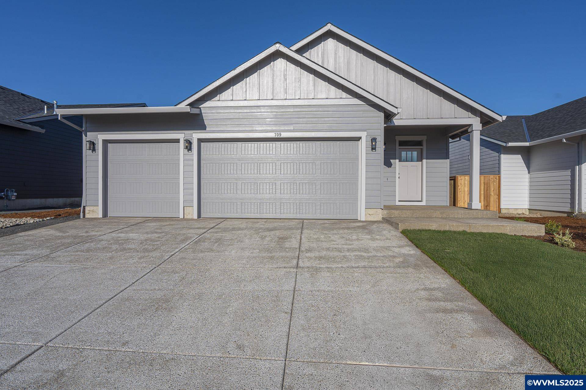Silverton, OR 97381,709 Tigerlily St