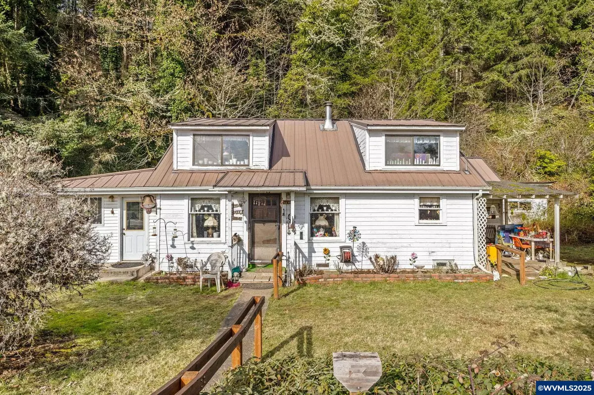 Sweet Home, OR 97386,42307 River Dr