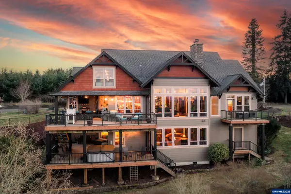 7118 Grand View Av, Scotts Mills, OR 97375