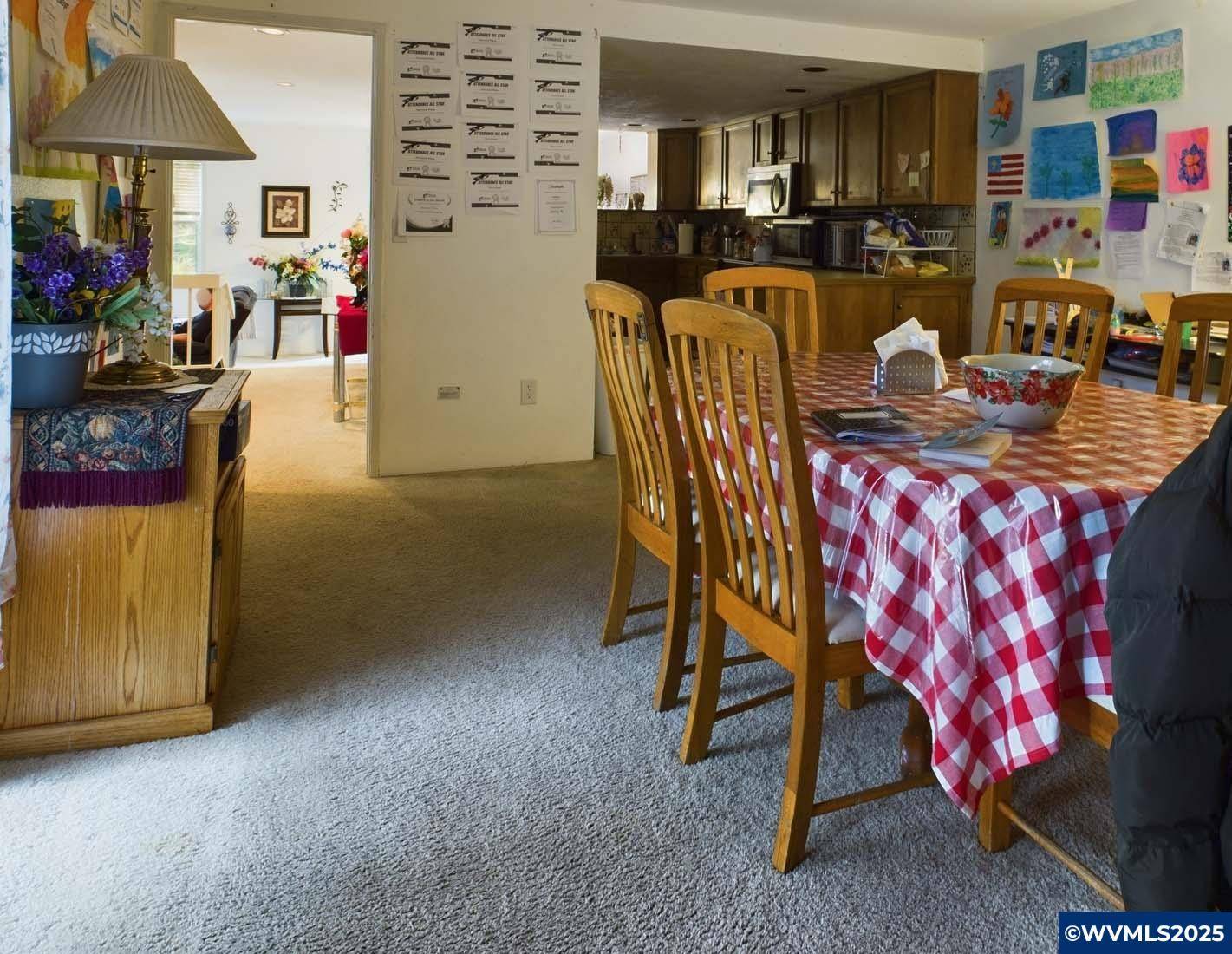 Salem, OR 97306,1879 Lexington Cir SE SE