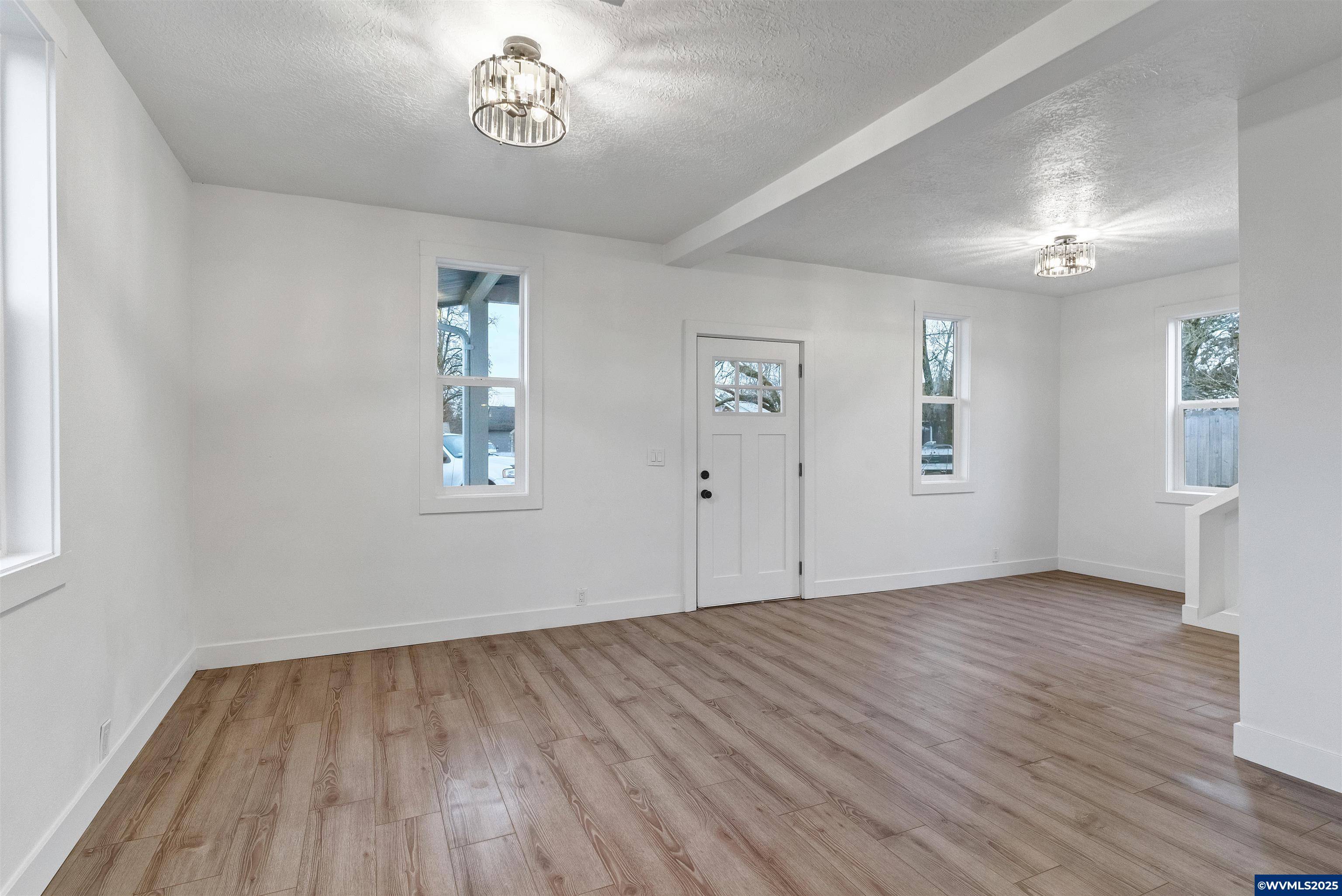 Salem, OR 97301,2397 Hazel Av NE NE