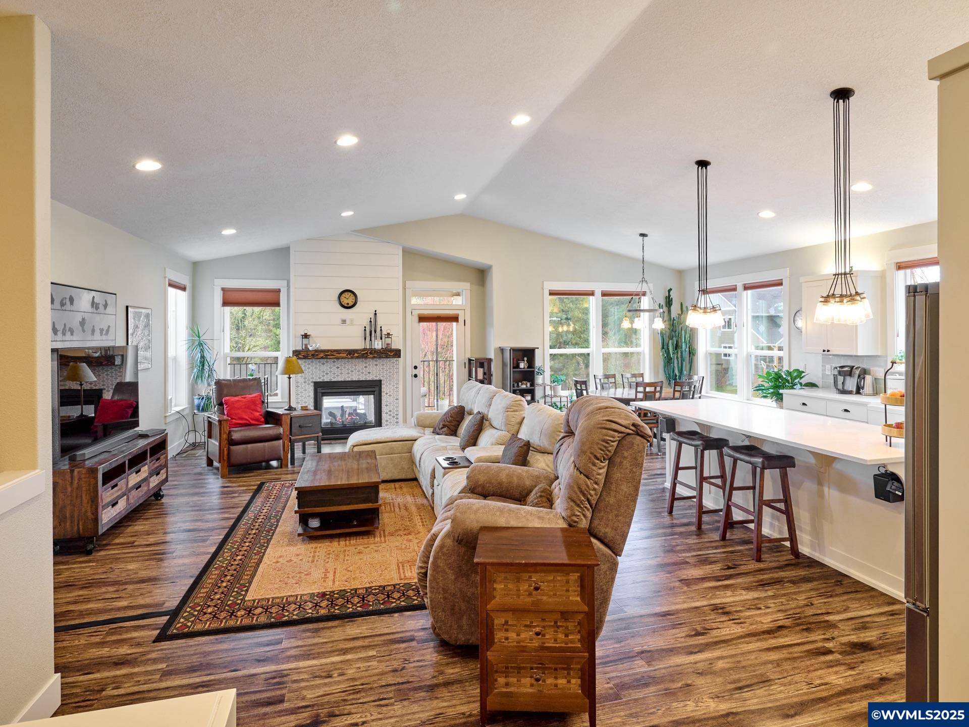 Salem, OR 97306,313 Eider Av SE SE
