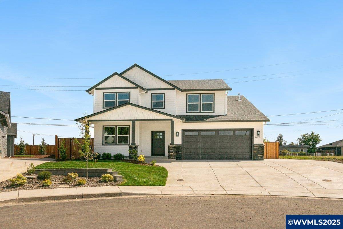 625 Parker Lp, Silverton, OR 97381