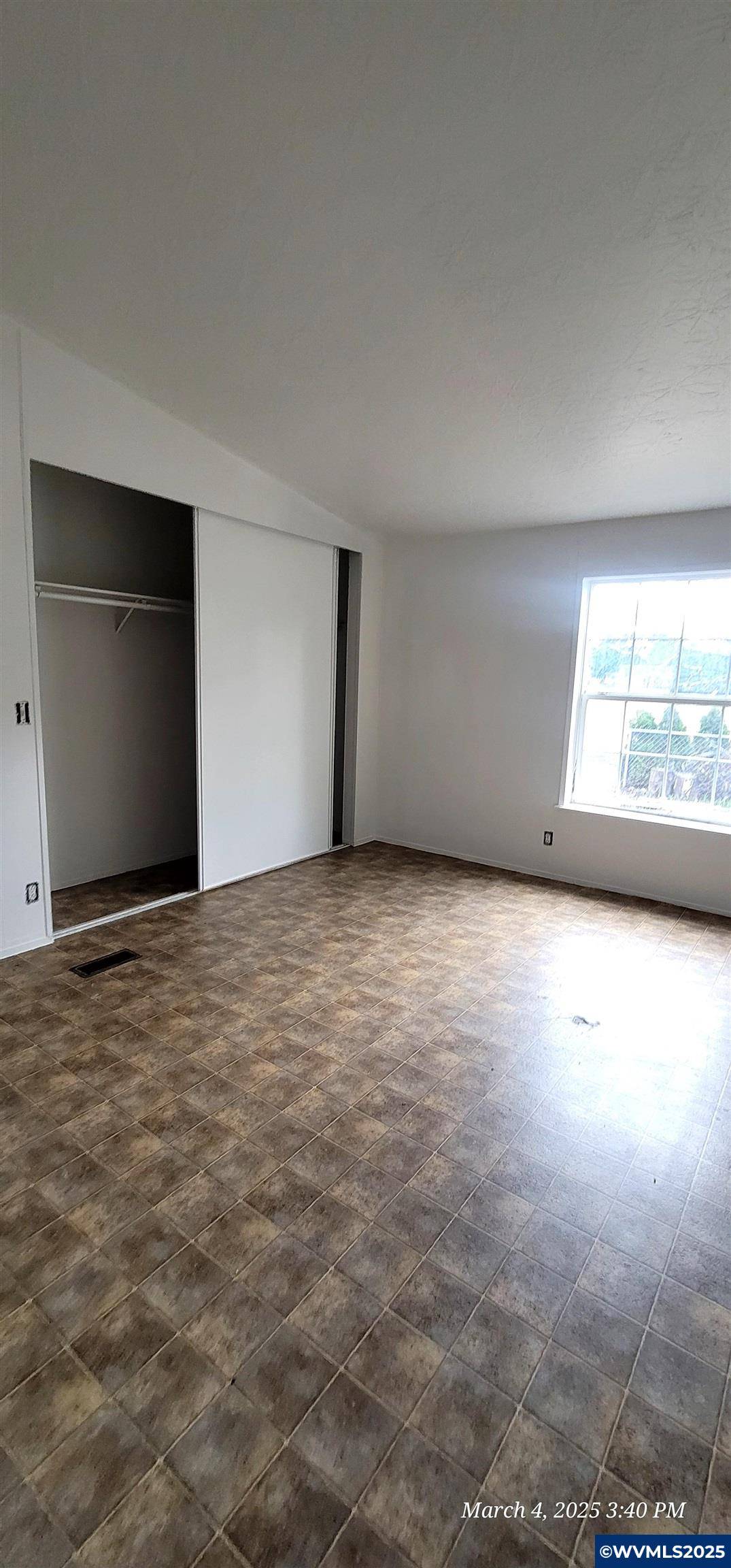 Woodburn, OR 97071,799 Hardcastle Av