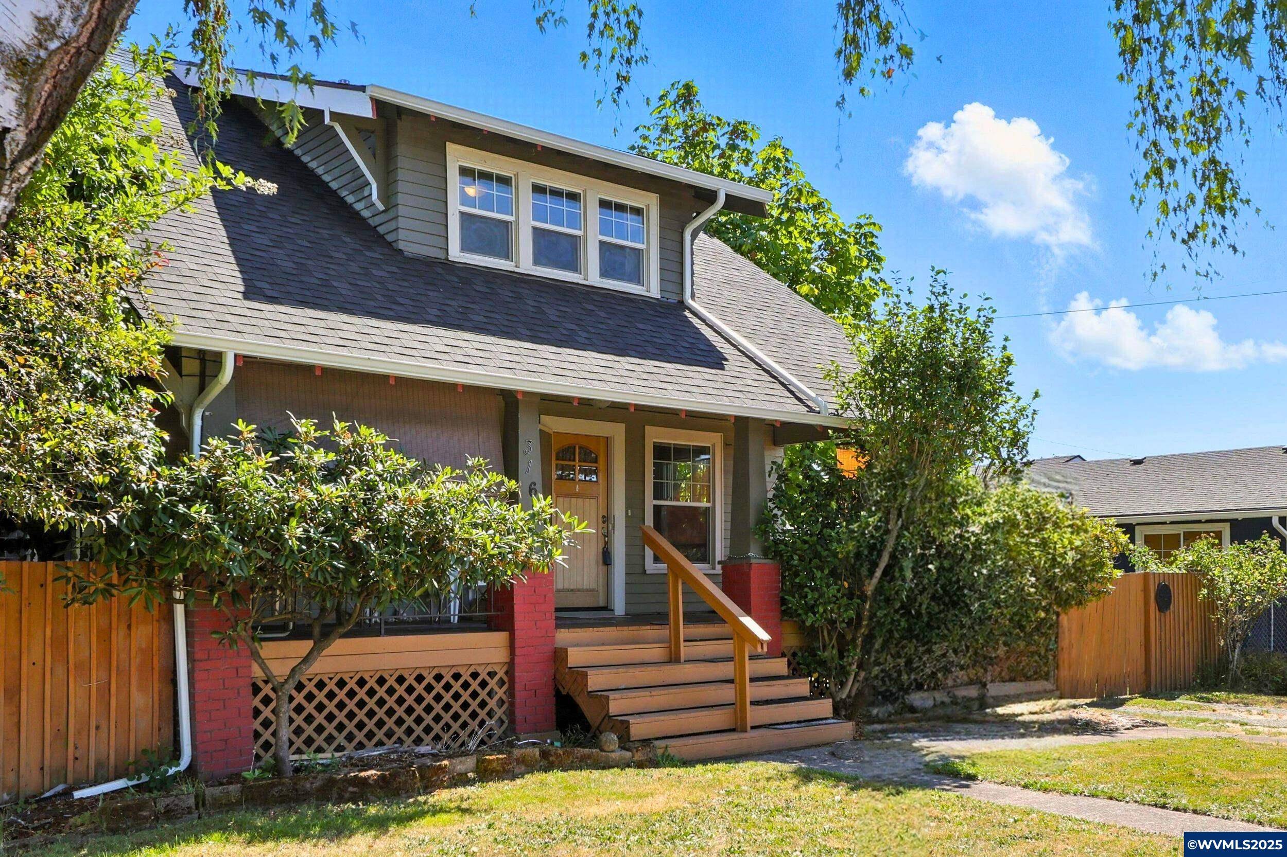3160 D St NE NE, Salem, OR 97301