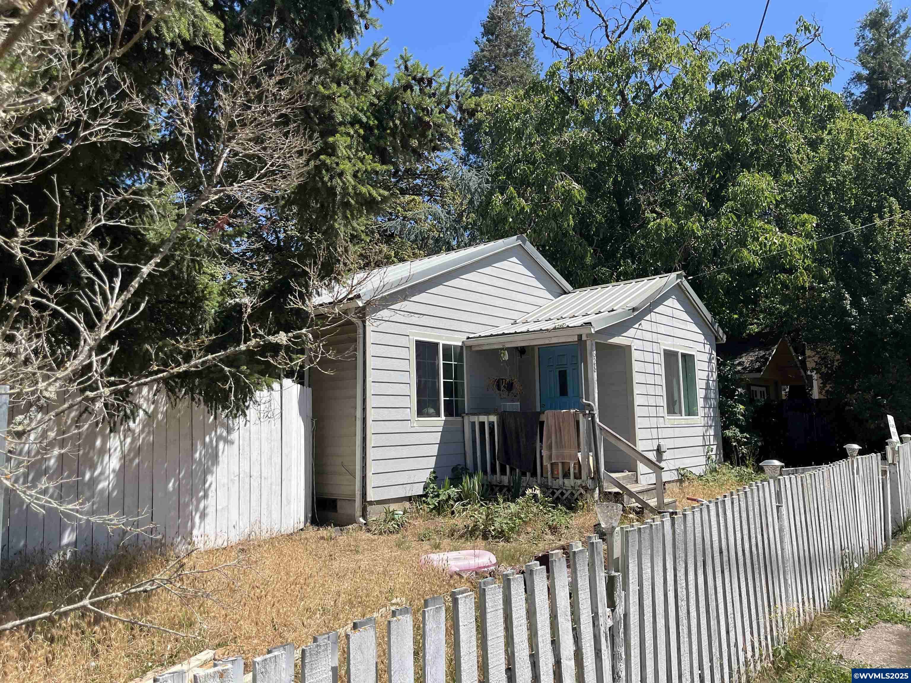 628 Oak St, Brownsville, OR 97327