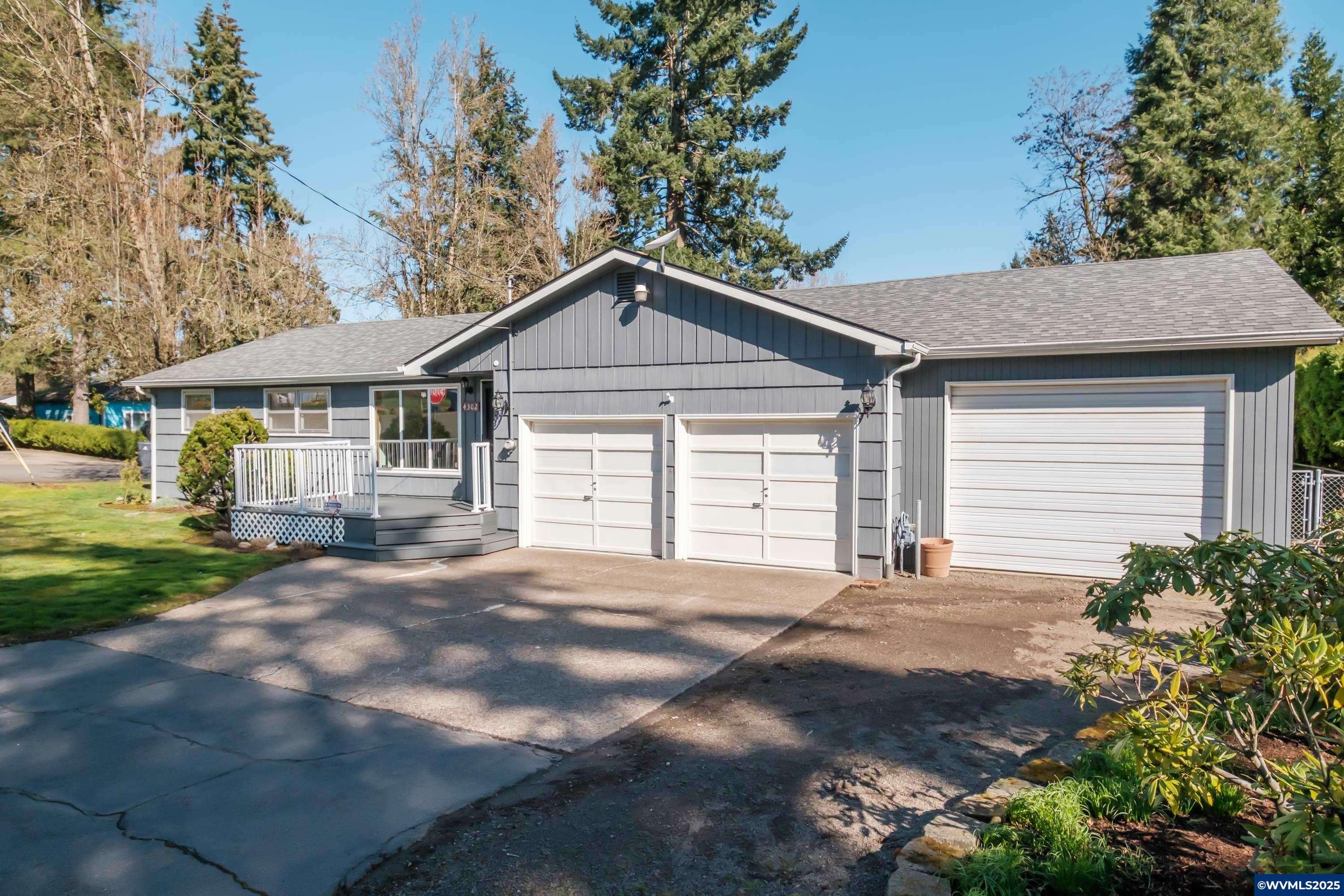 Salem, OR 97302,4302 Kampstra St SE SE