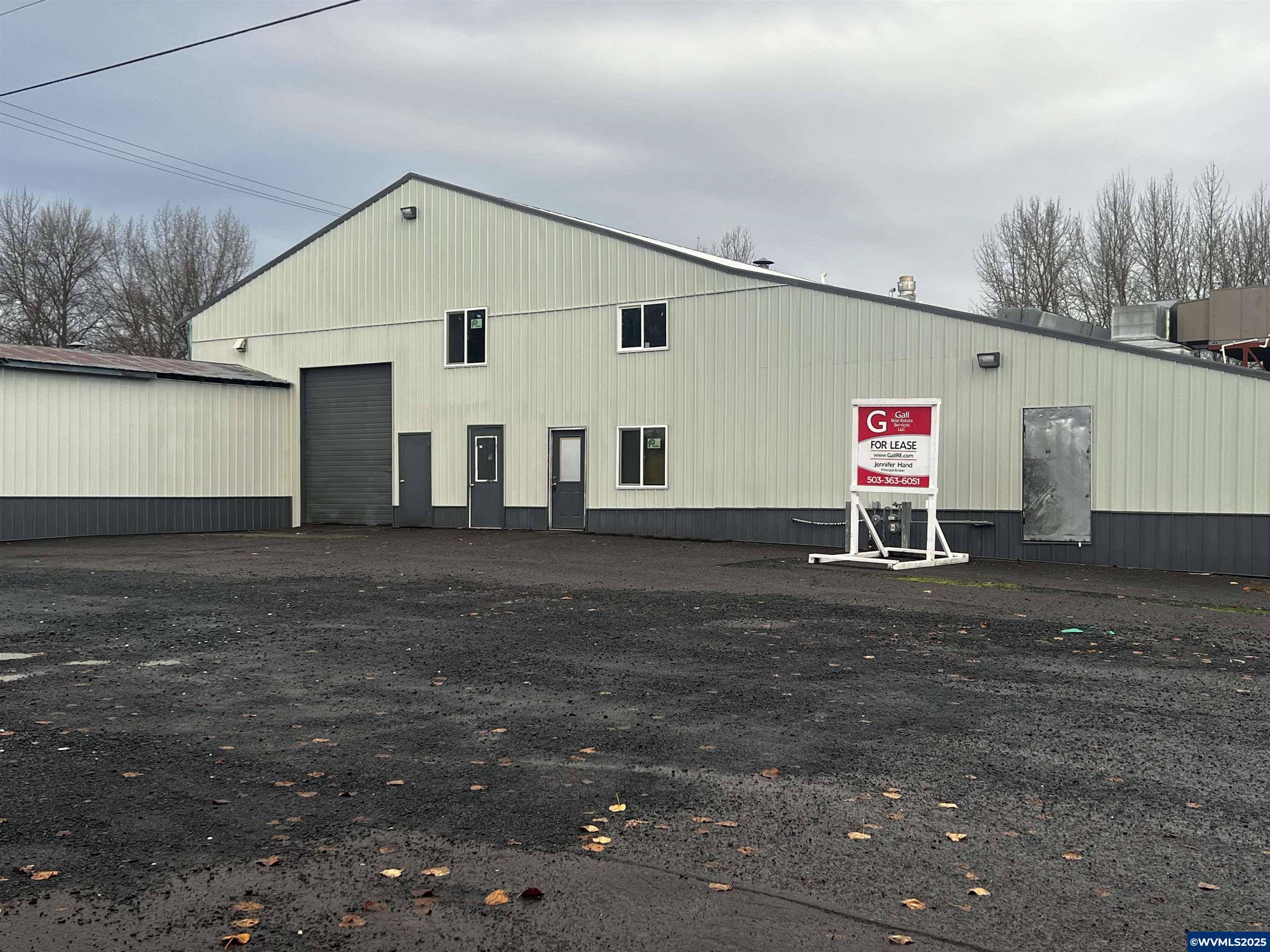 1305 Clark Mill Rd, Sweet Home, OR 97386