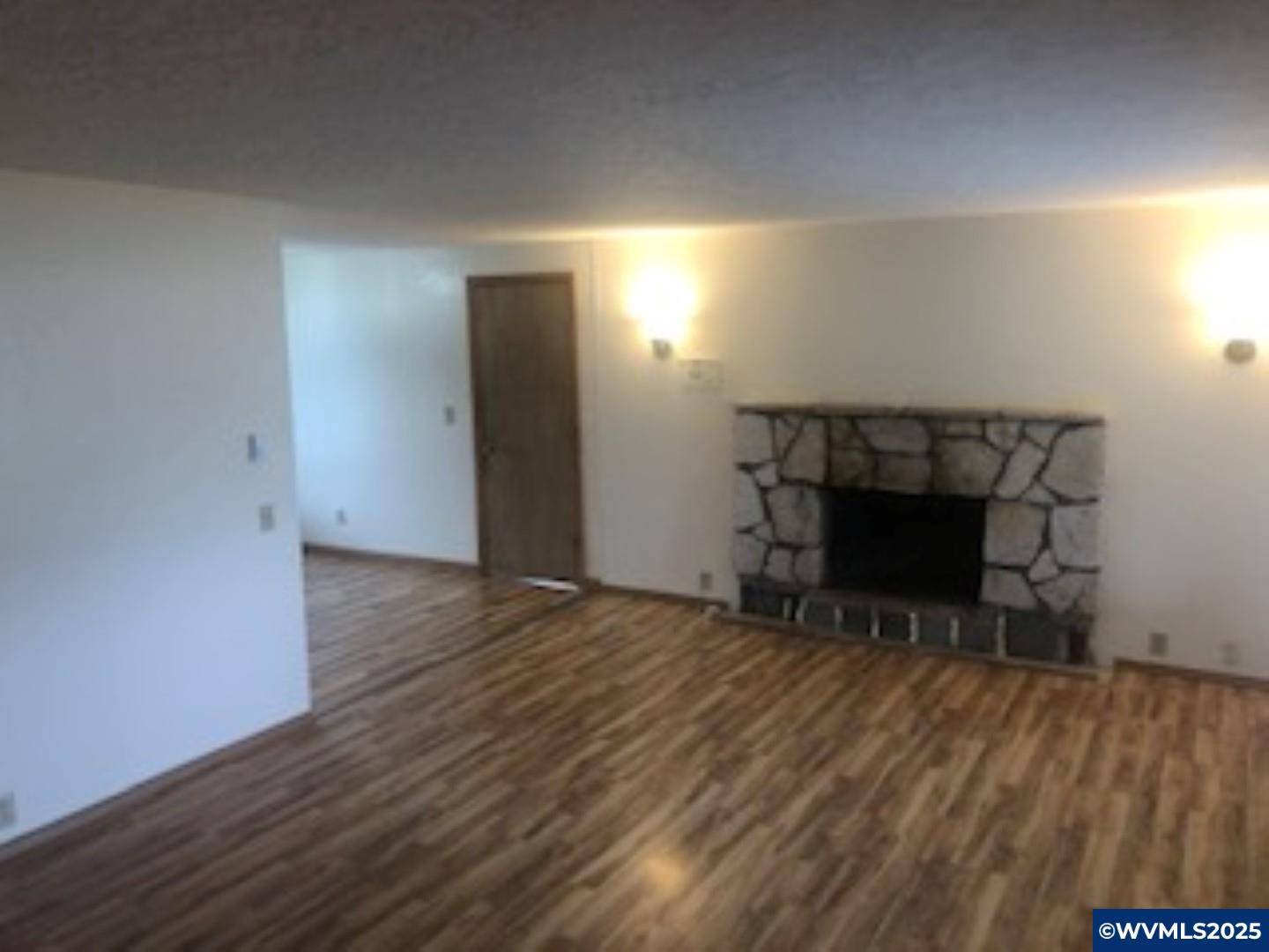 Monmouth, OR 97361,714 Dalke St E E